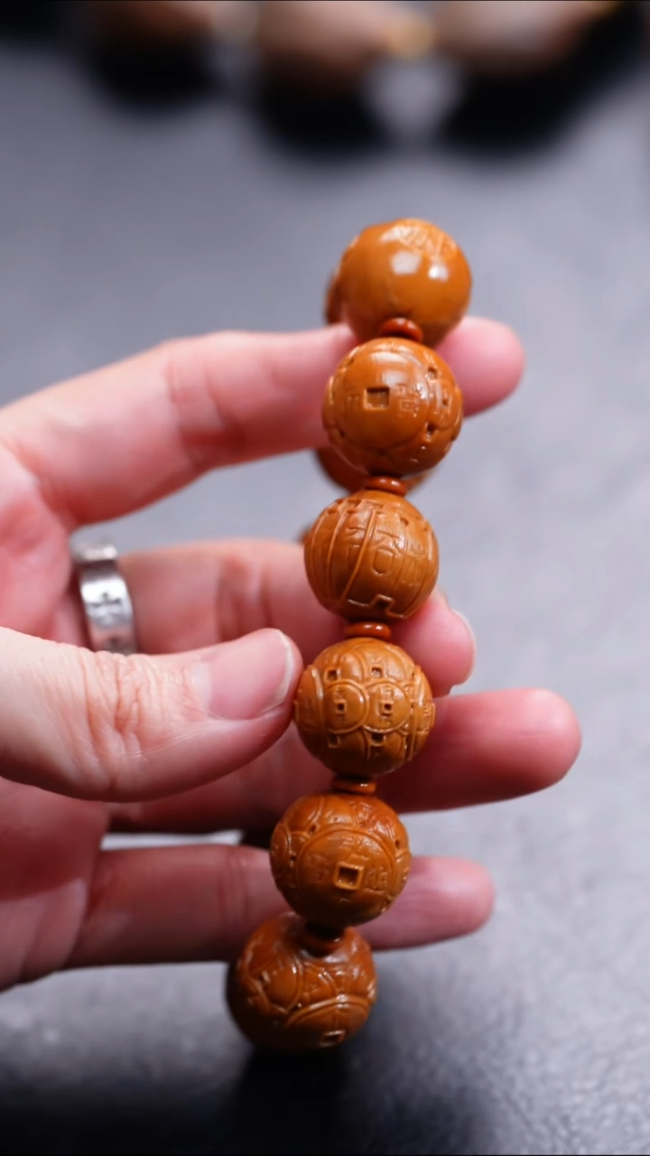 【闪购商品】橄榄核吊坠橄榄核