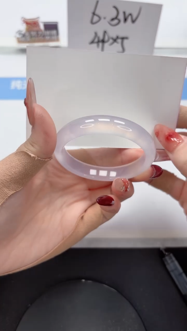 【闪购商品】石英质玉手镯未镶嵌A417-51.5