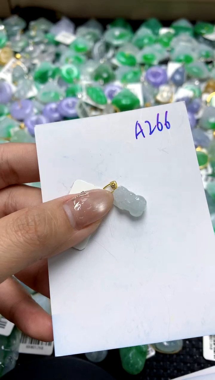 【闪购商品】翡翠颈饰18K金镶嵌1111111111111111