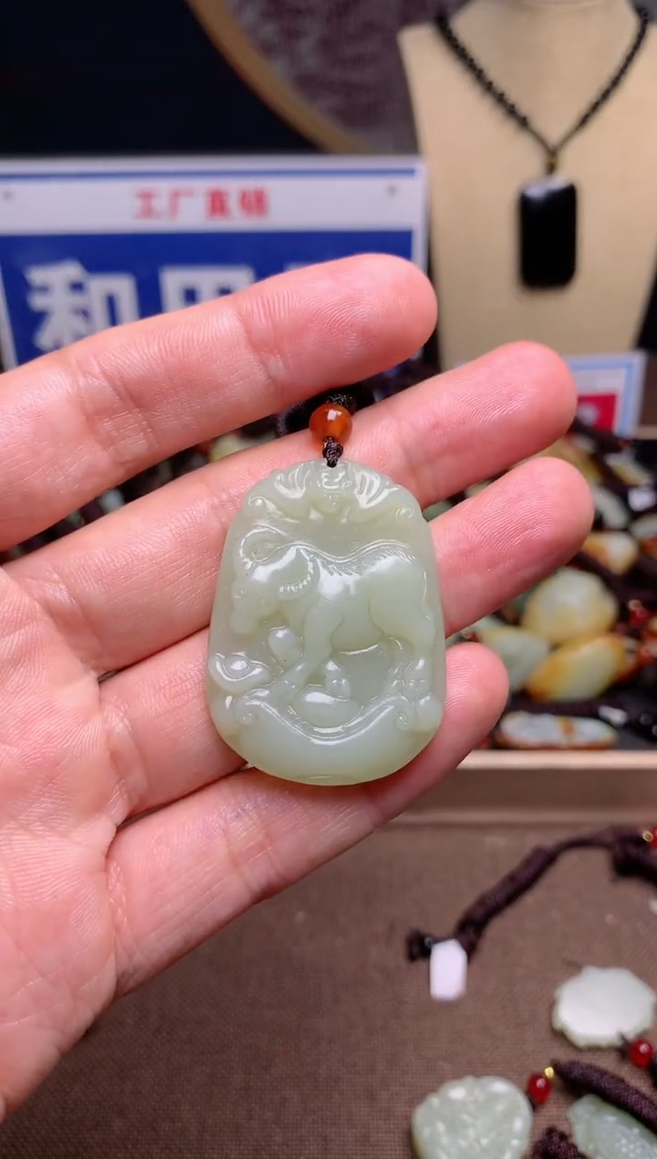 【闪购商品】和田玉颈饰未镶嵌1