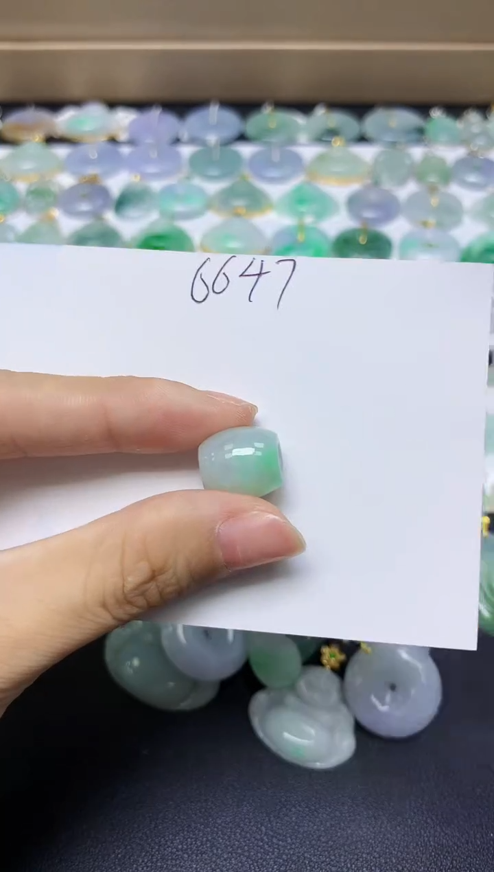 翡翠未镶嵌颈饰天然自然緬甸A貨翡翠