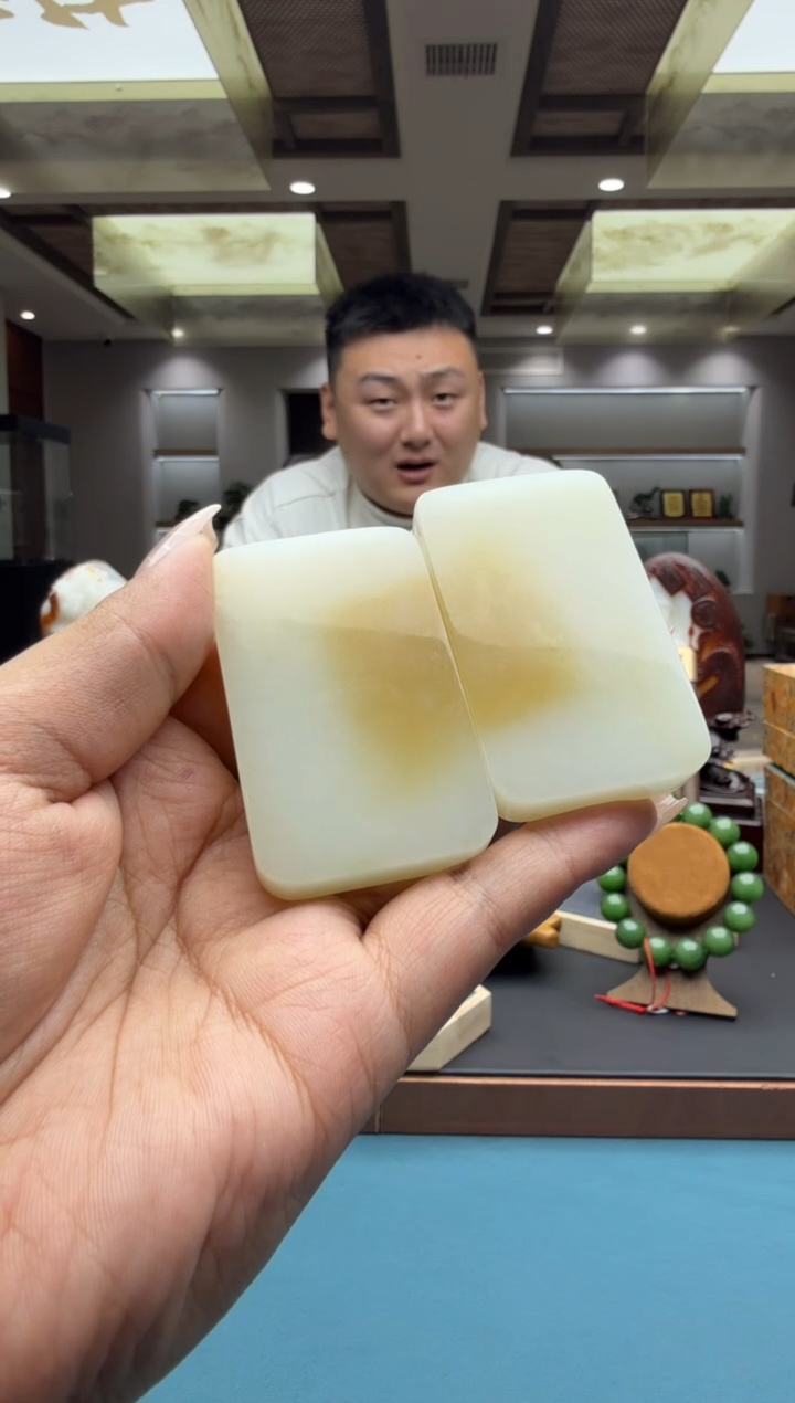 未镶嵌和田玉挂件qmt