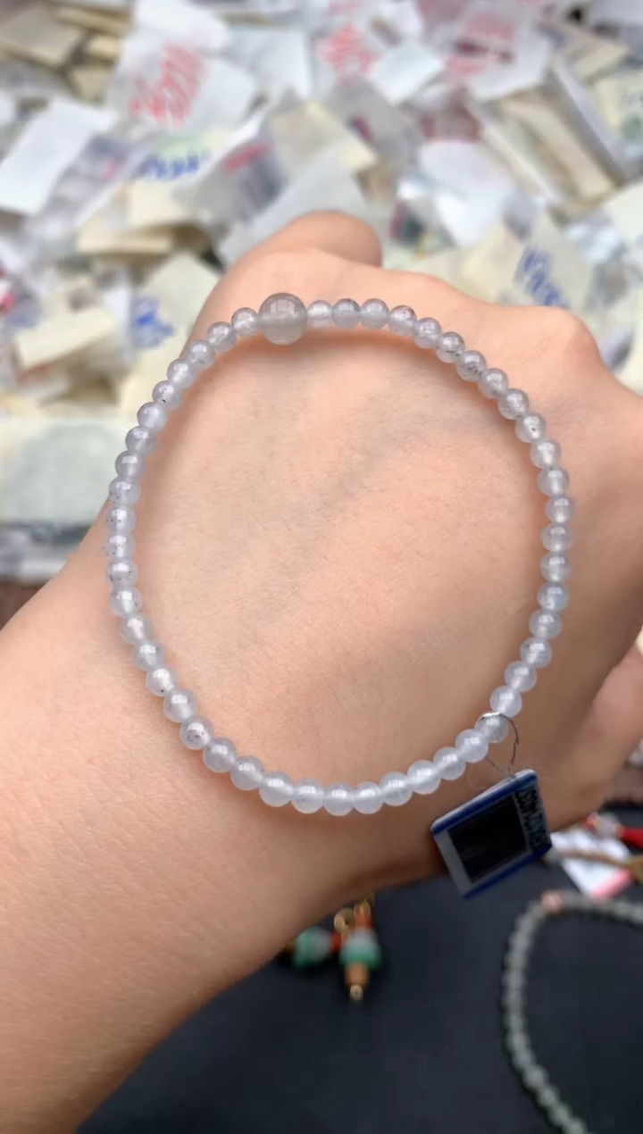 未镶嵌挂件翡翠云*一