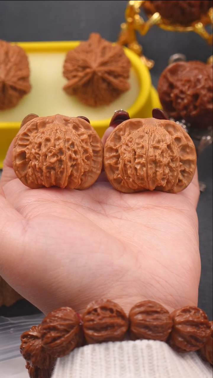 【闪购商品】文玩核桃把件43尺狻猊狮子头