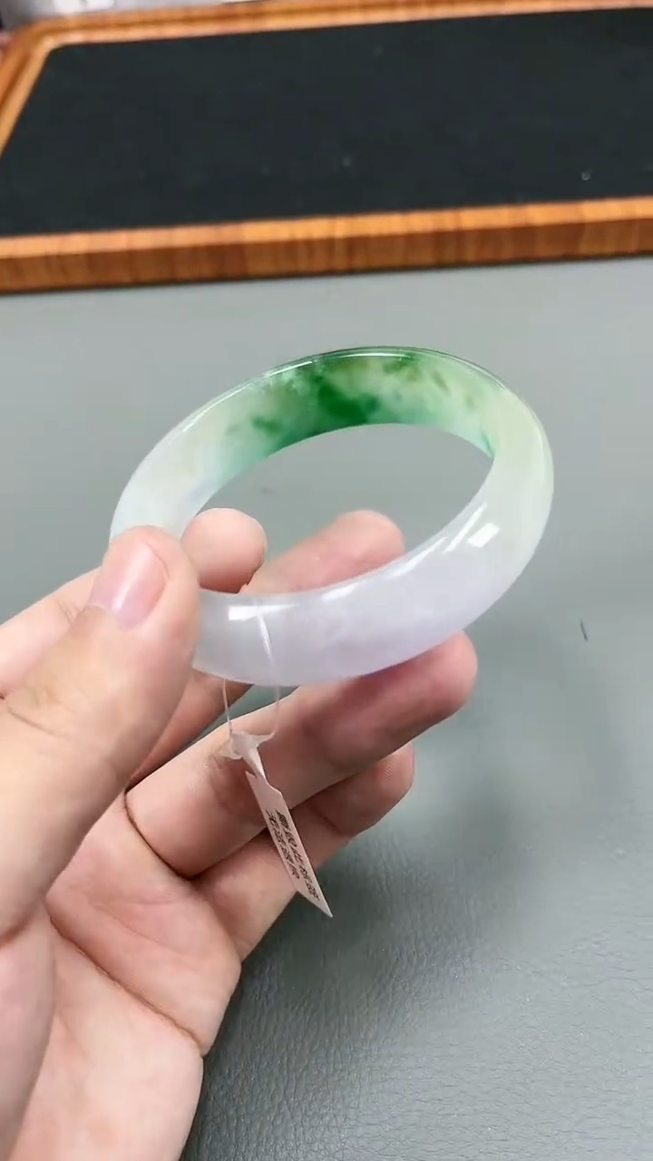 【闪购商品】砖雕h60 冰飘花手镯 圈口59.2