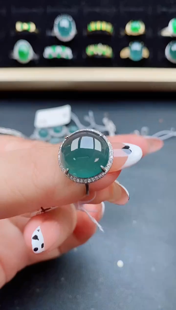 【闪购商品】翡翠戒指银S925镶嵌85005