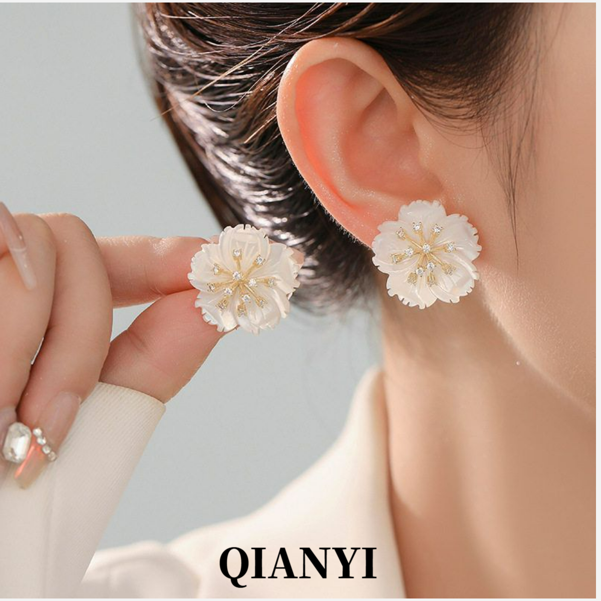 铜合金锆石耳饰 QIAN YI S925银针 轻奢法式耳环简约耳钉