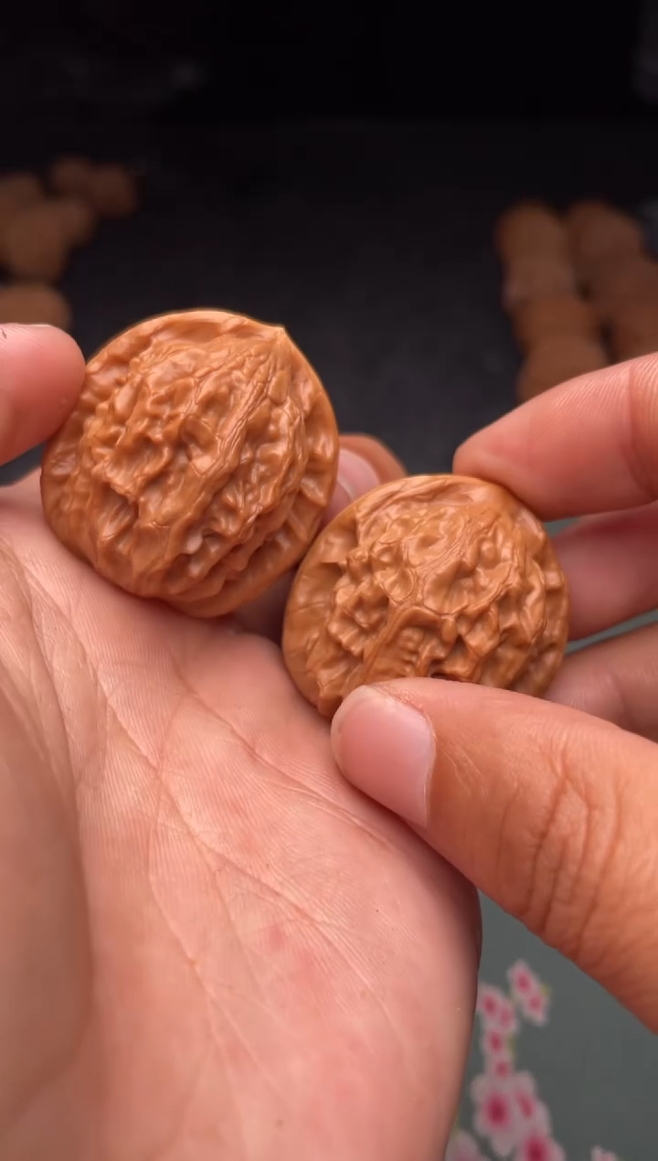 把件文玩核桃a246   大红袍   34尺