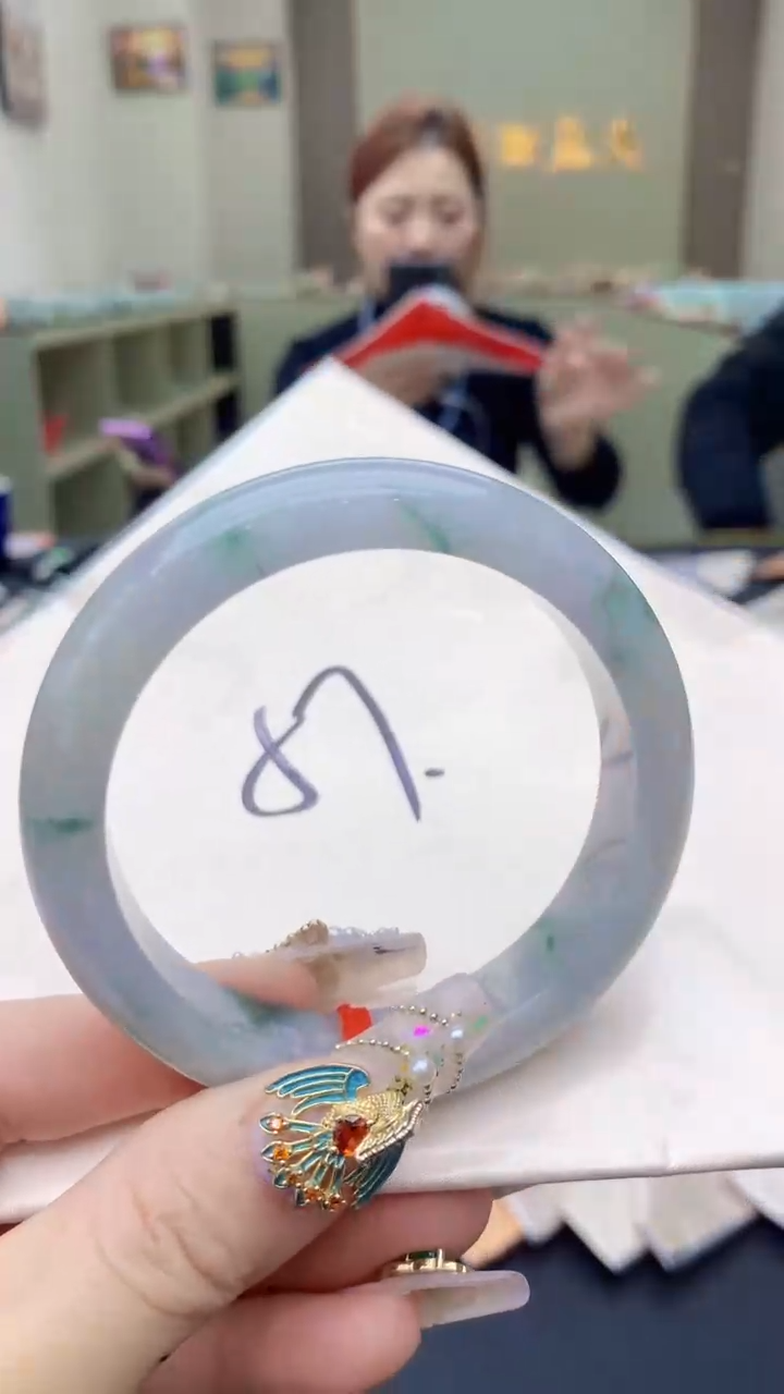 【闪购商品】翡翠手镯未镶嵌0311915768