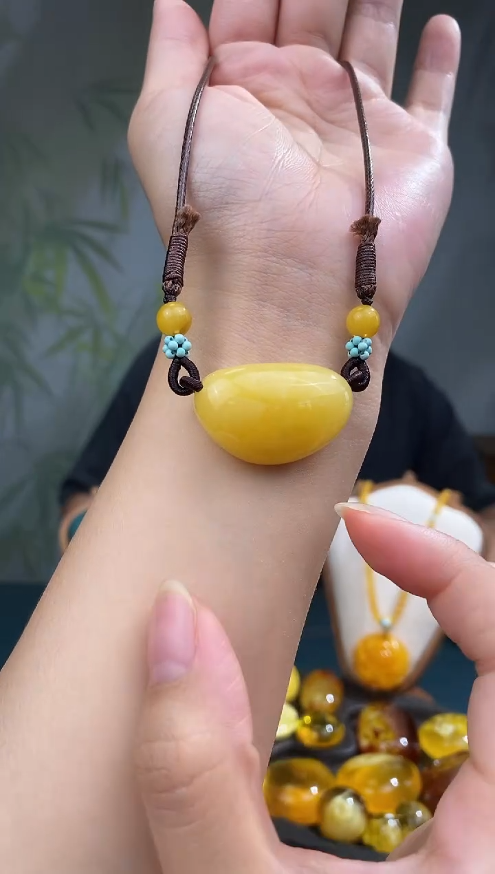 裸石琥珀未镶嵌 基地发货 一物一证 顺丰包邮