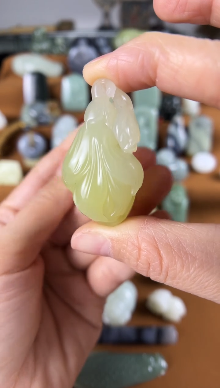 【闪购商品】和田玉颈饰未镶嵌玉兰花