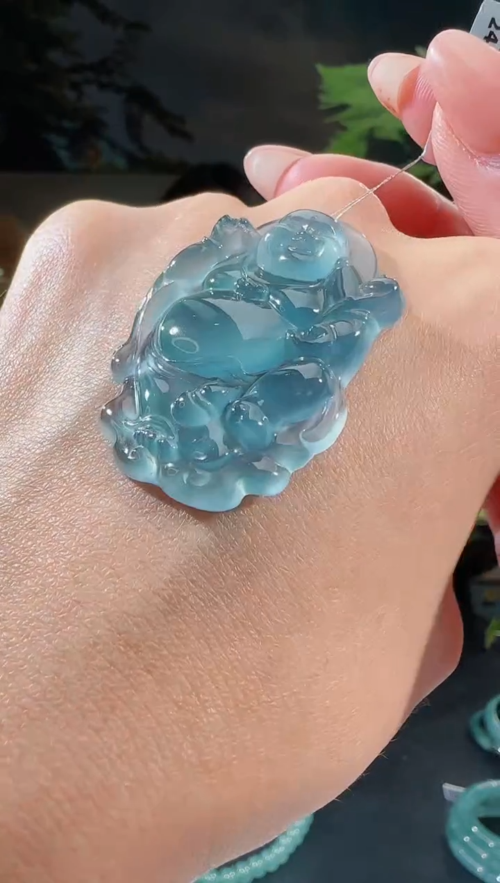 【闪购商品】翡翠吊坠(不含链)未镶嵌佛多样性发一