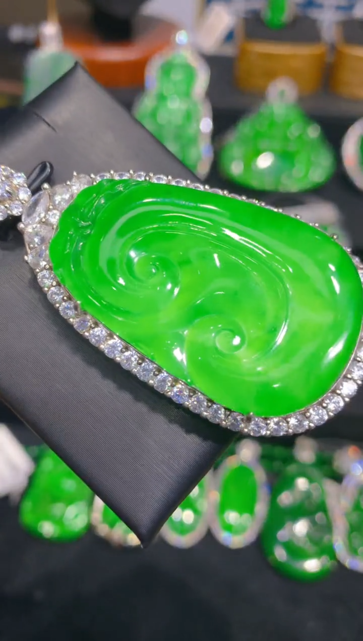 【闪购商品】翡翠戒指银S925镶嵌96一季