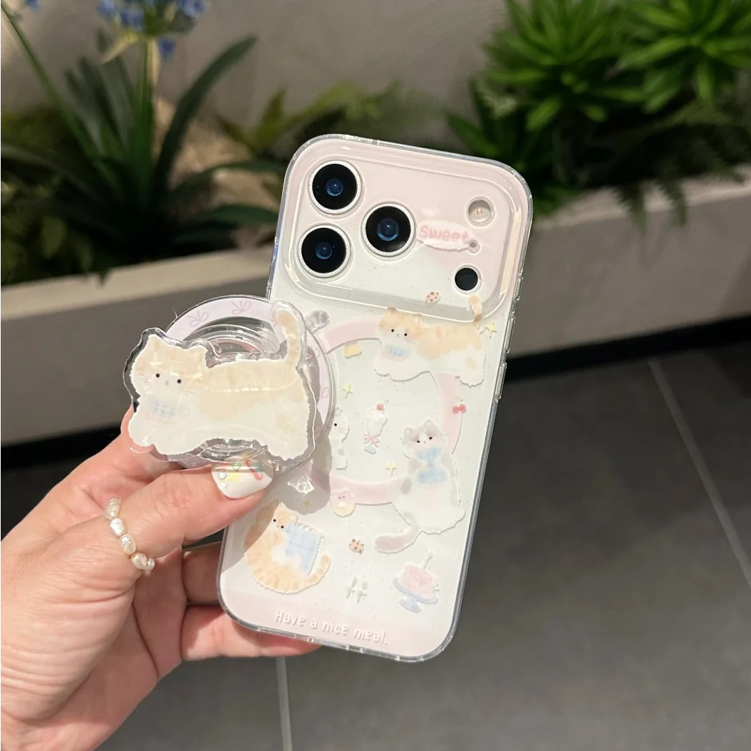 可爱磁吸玩耍小猫适用苹果17/16promax手机壳iphone15/14/13硬壳
