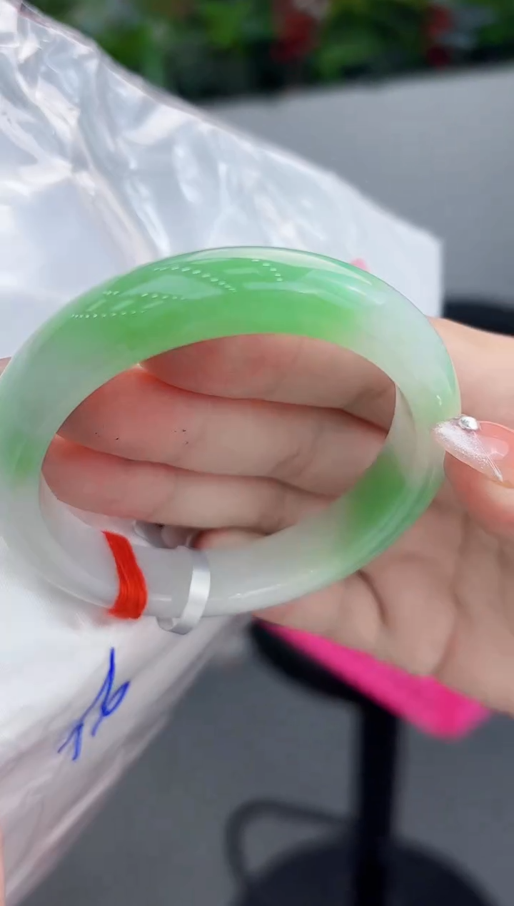 【闪购商品】翡翠手镯未镶嵌翡翠手镯