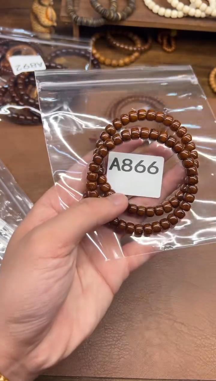 手串紫金鼠A866 6*8鼠尖咖皮实心