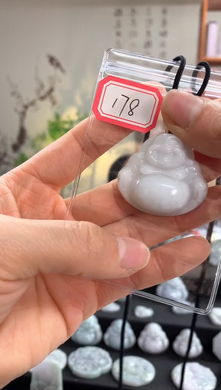 【闪购商品】翡翠颈饰未镶嵌佛公178