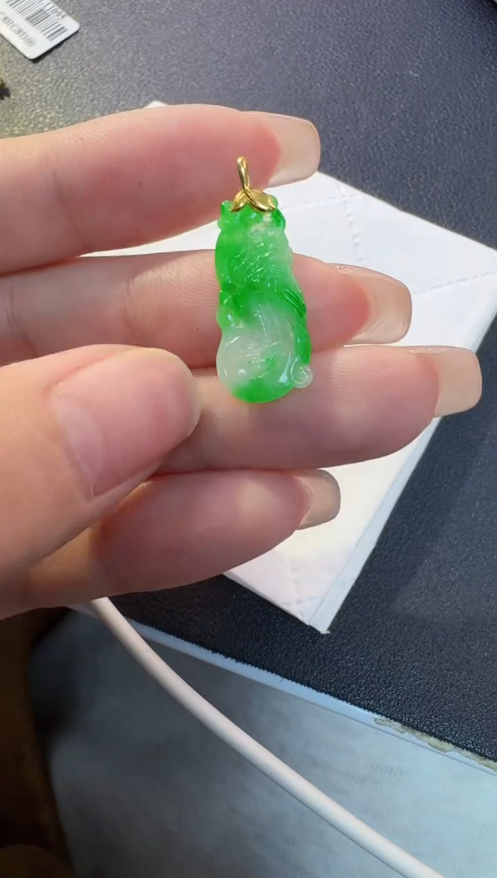 【闪购商品】翡翠18K金镶嵌颈饰缅甸翡翠A货挂件