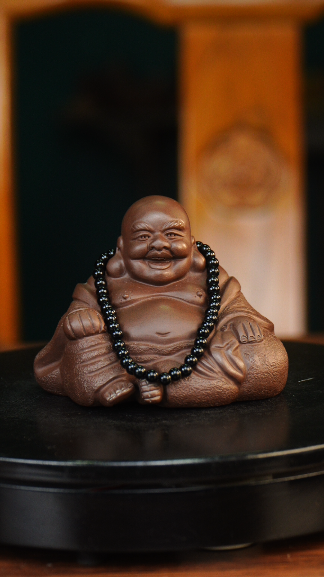 紫弥勒佛带佛珠 宜兴紫砂摆件