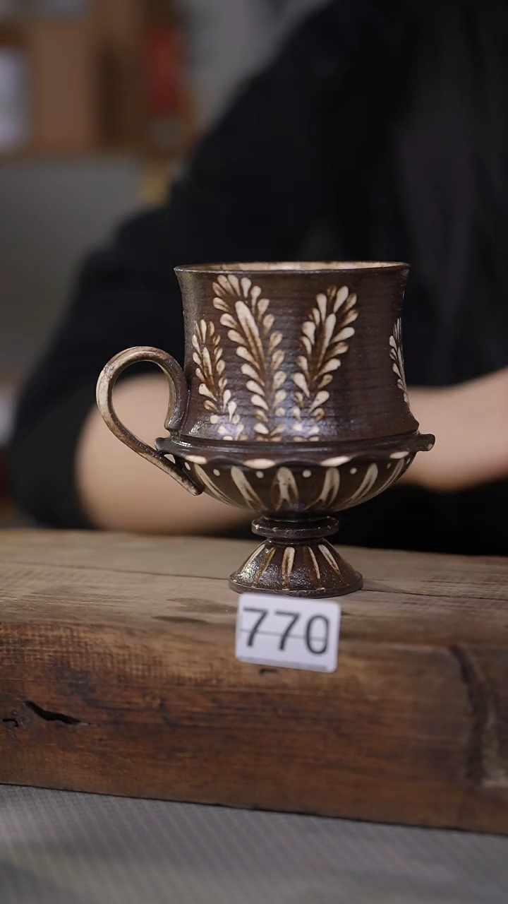 【闪购商品】瓷片新品！设计师款手绘/咖啡杯 听歌