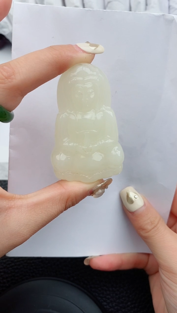 【闪购商品】石英质玉吊坠(不含链)未镶嵌666微色差T