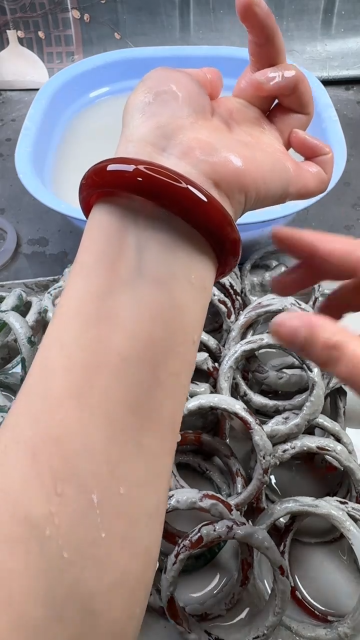 【闪购商品】玛瑙/玉髓手镯未镶嵌40