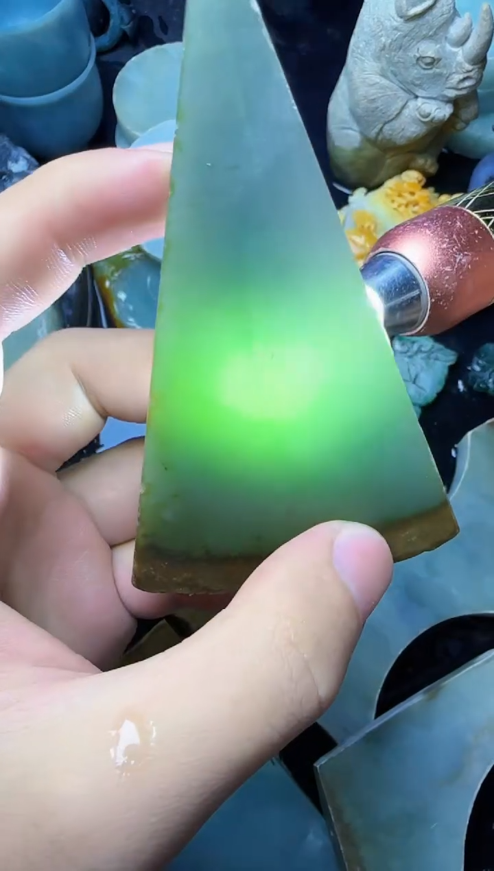 【闪购商品】翡翠颈饰未镶嵌378翡翠