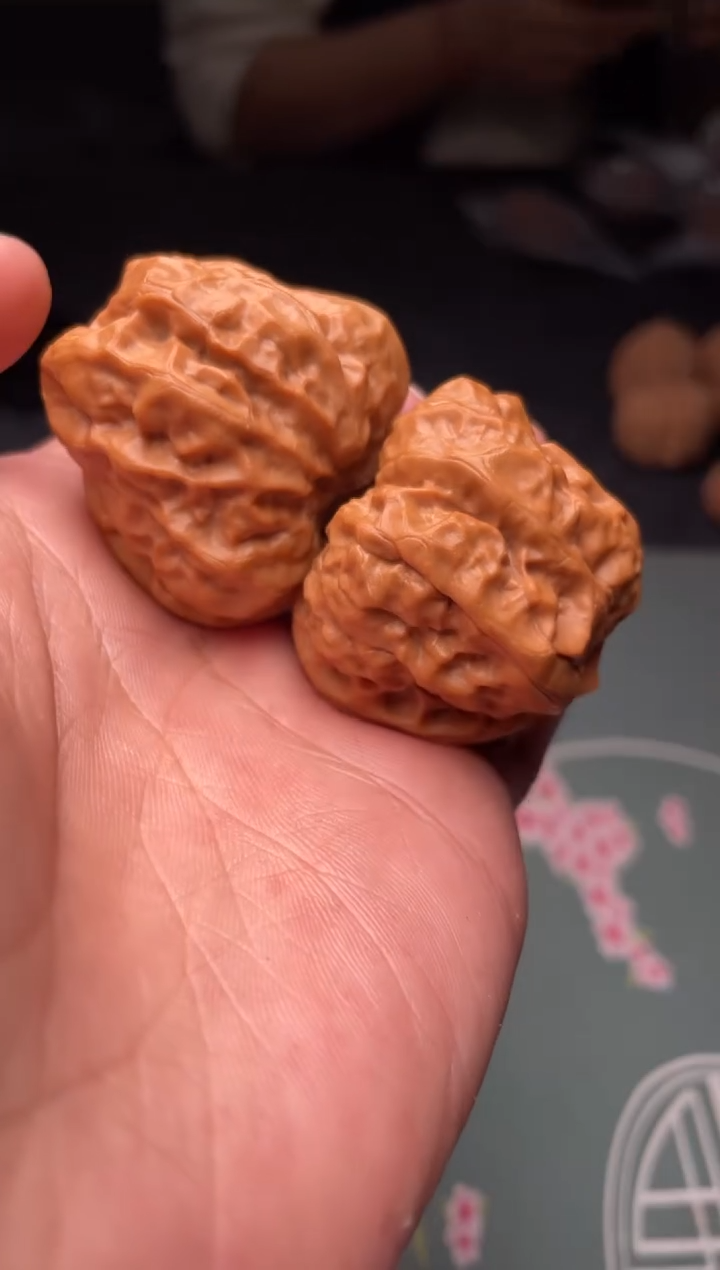 把件文玩核桃a6   蛤蟆头 38尺