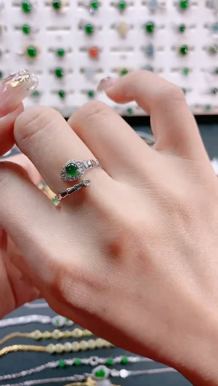 【闪购商品】翡翠戒指银S925镶嵌天然翡翠