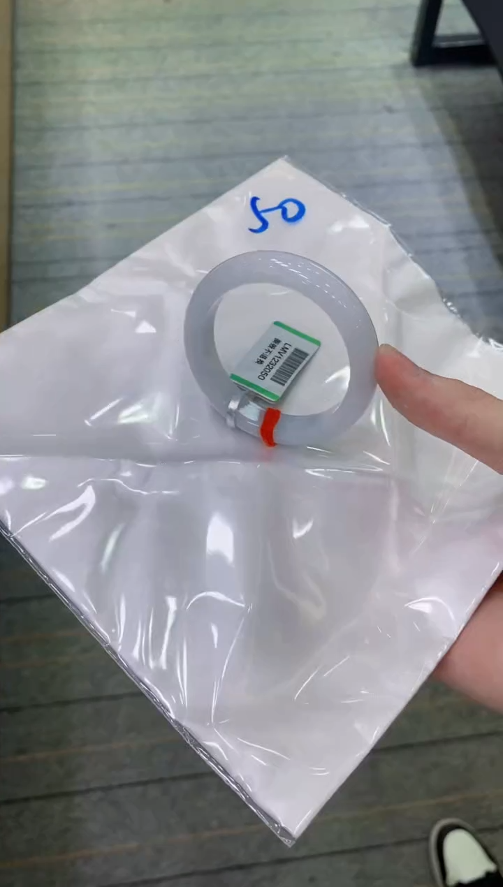 【闪购商品】翡翠手镯未镶嵌            