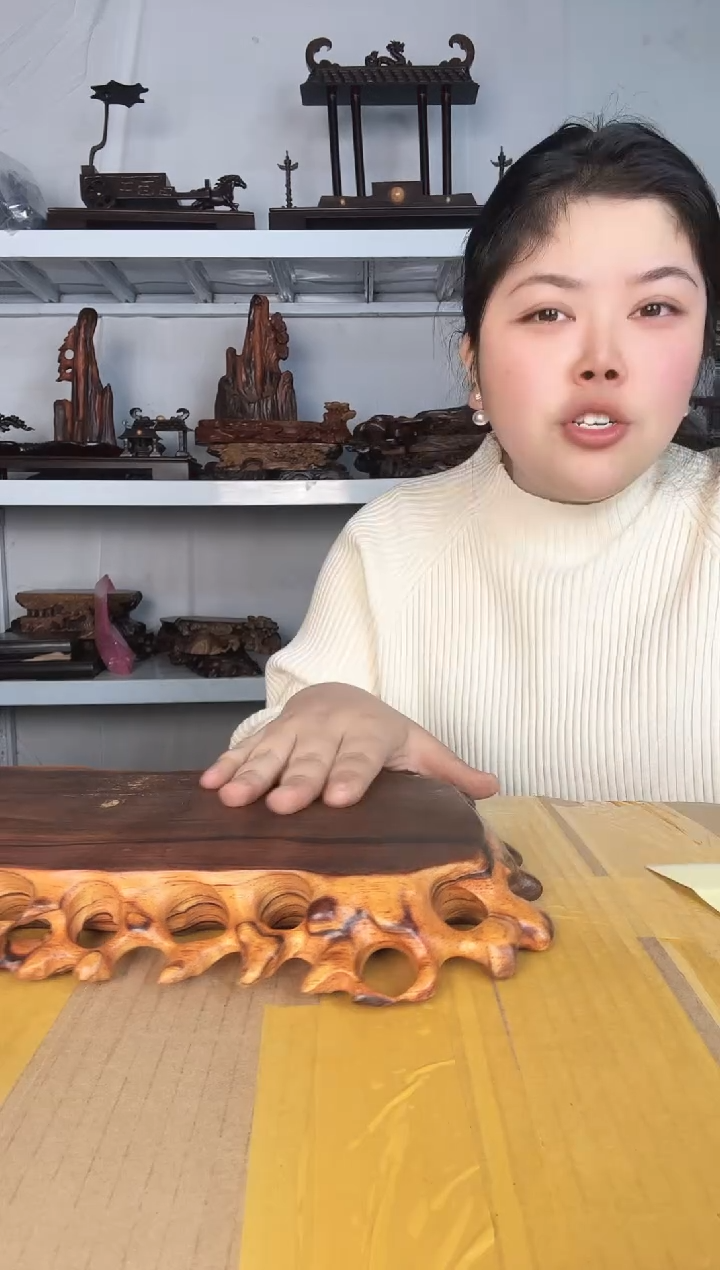 大果紫檀（缅甸花梨）时**转100