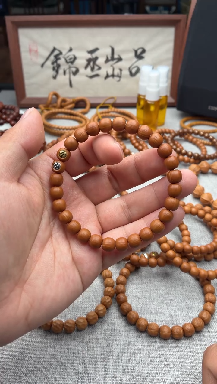 手串猴头核桃全品手工山峦  尺寸8+  礼盒包装  金银双标