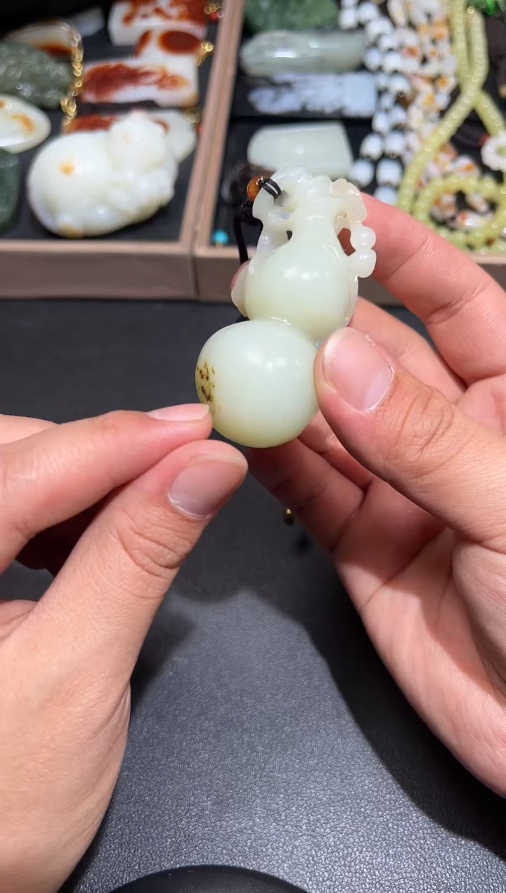 颈饰未镶嵌和田玉（子料）YL-DS-12.4-6