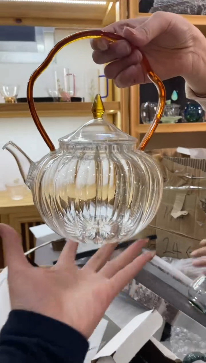 手工艺品玻璃金狮通运壶琥珀把瓜楞素面