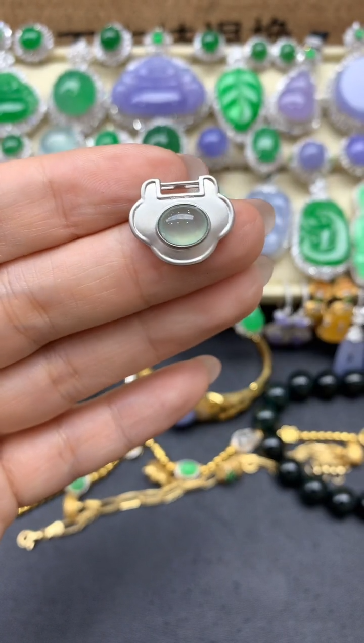 【闪购商品】翡翠颈饰18K金镶嵌198-中国好珍宝