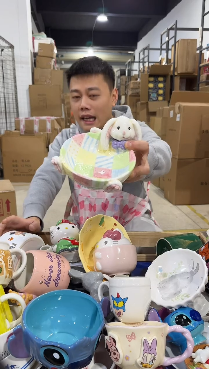 瓷片绿色原盒兔子碗