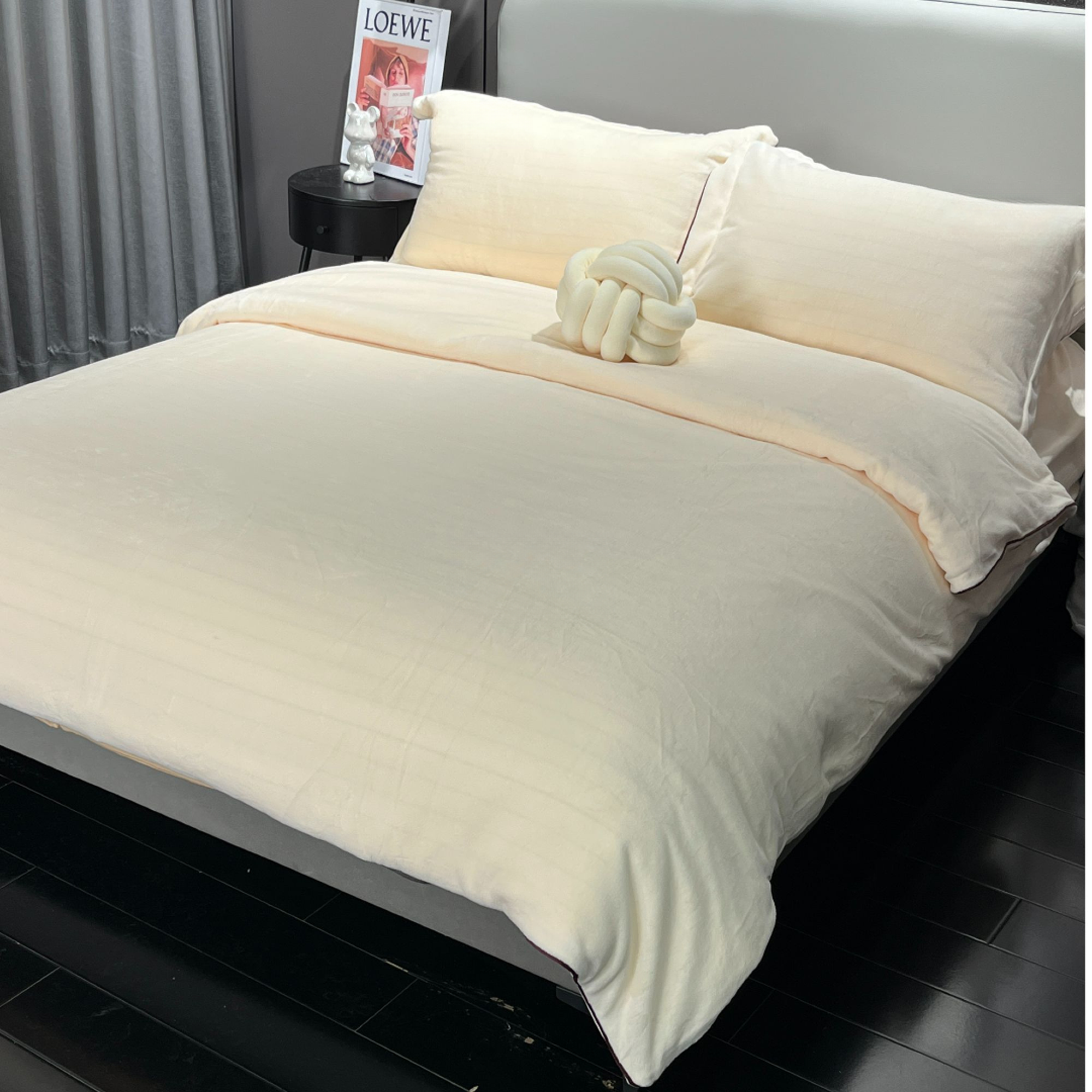 虞文轩 冬季 加绒 加厚 防静电 绣花 牛奶绒  四件套