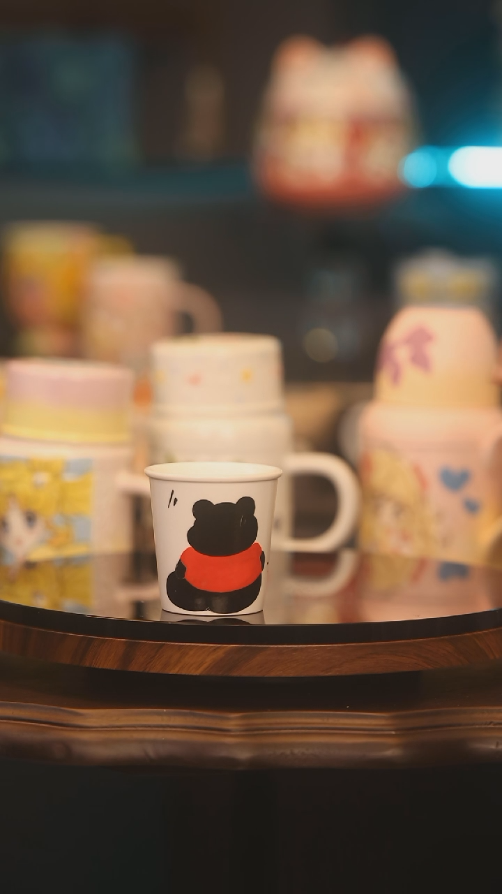 【闪购商品】摆件随机画片景德镇釉下彩绘设计师款式陶瓷