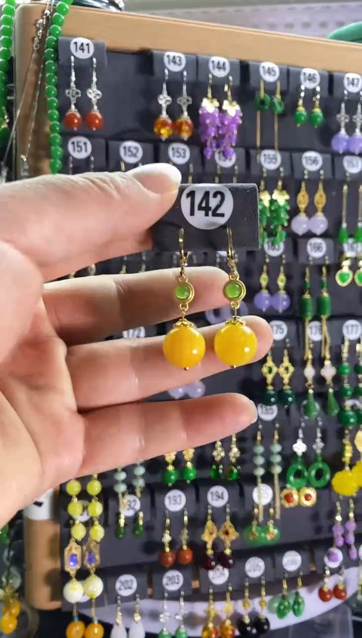 【闪购商品】翡翠耳饰银S925镶嵌142...