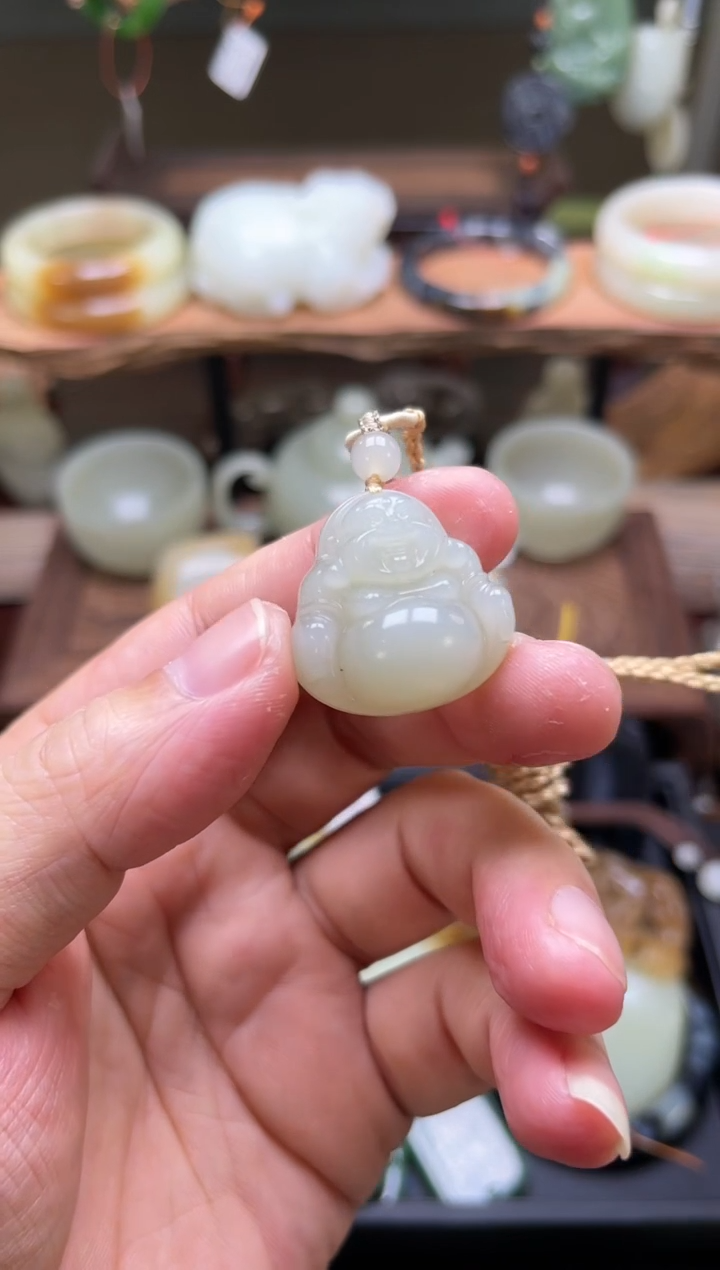 【闪购商品】和田玉吊坠未镶嵌且末青白玉佛公9006333