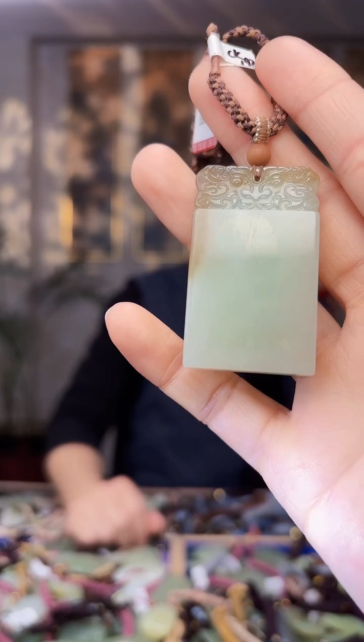 【闪购商品】和田玉颈饰未镶嵌拍一发一