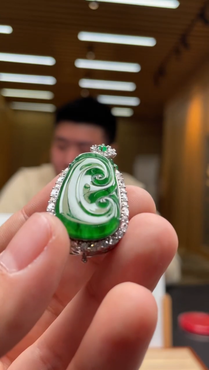 【闪购商品】翡翠颈饰未镶嵌*******254