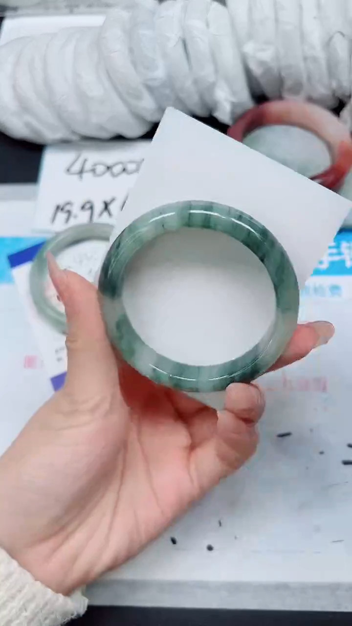 【闪购商品】石英质玉手镯未镶嵌A43-56/57