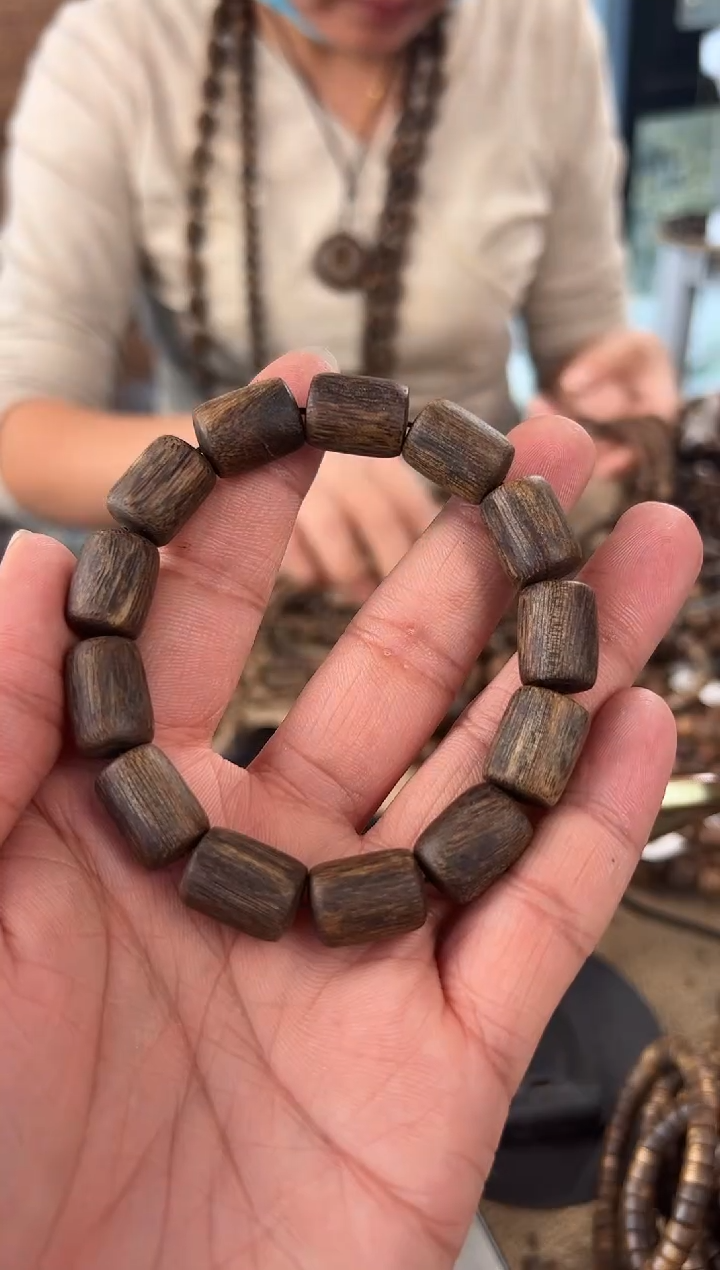 【闪购商品】沉香手串桶珠沉水保22克