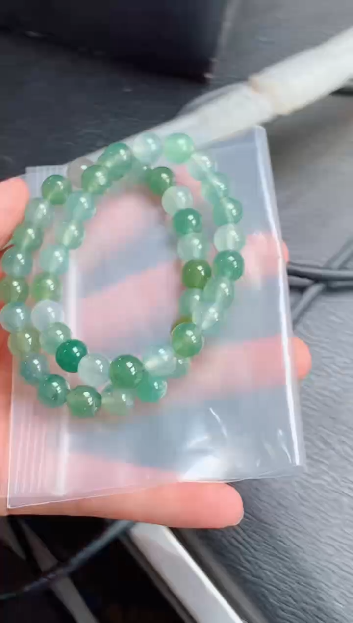 未镶嵌定制翡翠刘***?毛货需精细抛光，拍一发一