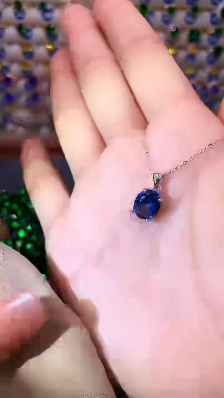 海蓝宝石吊坠(赠链)银S925镶嵌.......