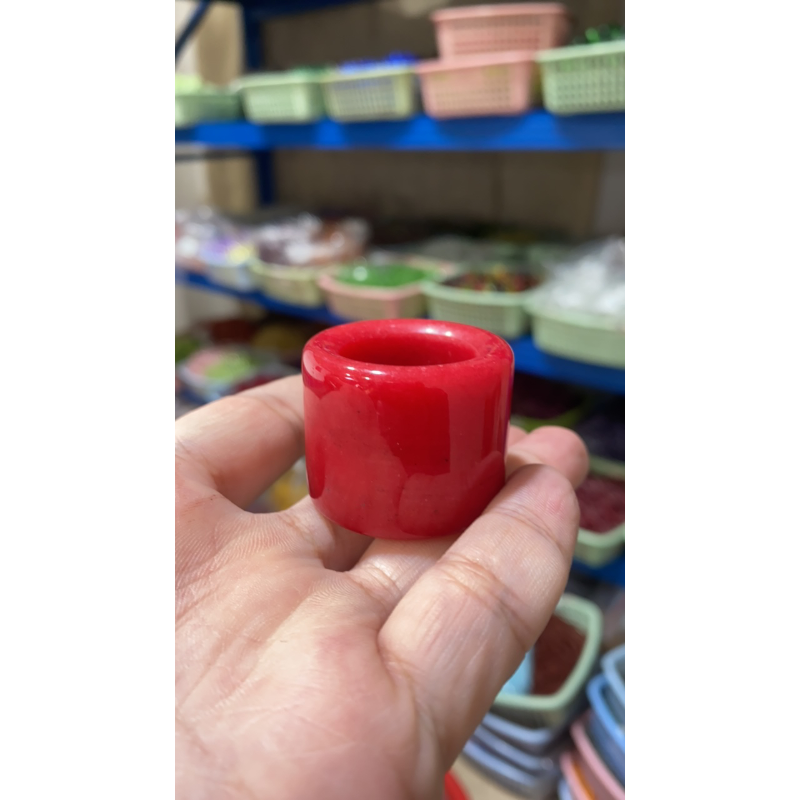 C  48  鸡冠红扳指