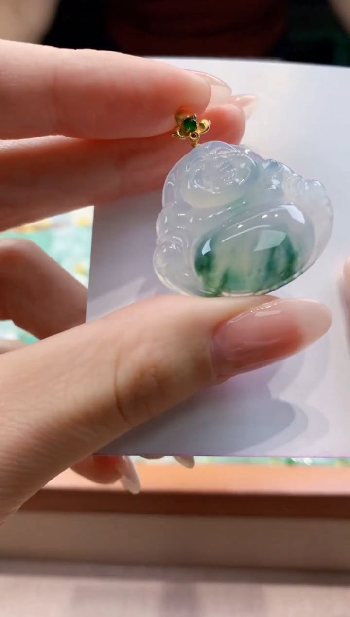 翡翠18K金镶嵌颈饰天然缅甸a货翡翠