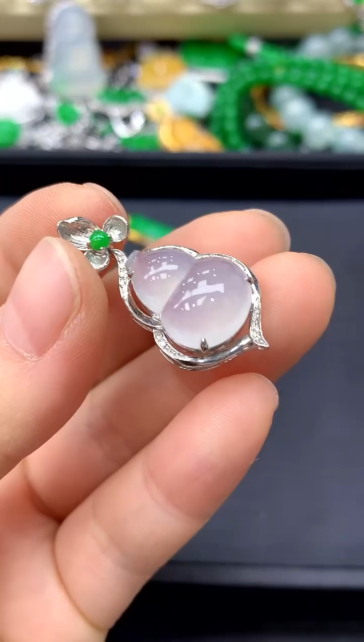 颈饰18K金镶嵌翡翠215-中国好珍宝