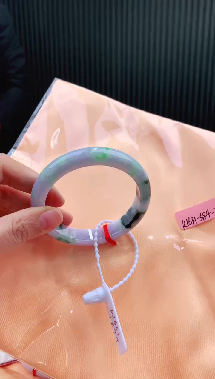 未镶嵌手镯翡翠58+